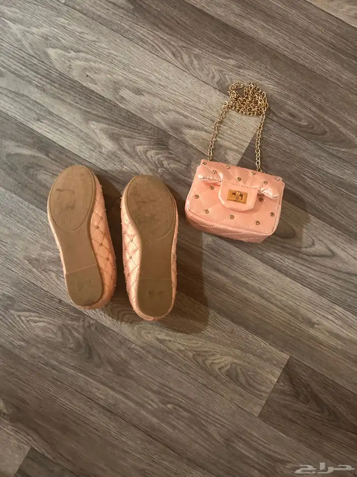 فستان اطفال وجزمه وشنطه من سنتربوبينت 4