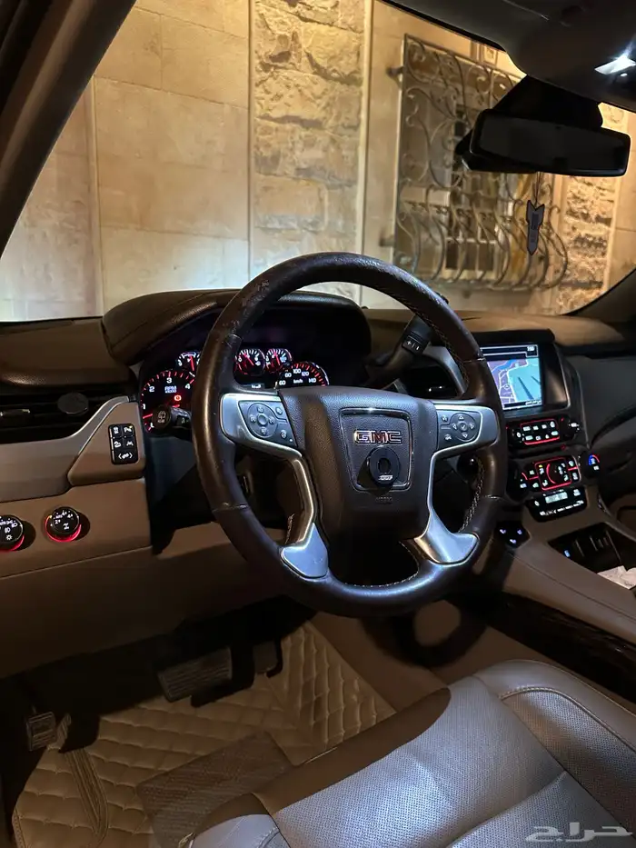 يوكن 2016 SLT دبل فل الفل (القصير) 6