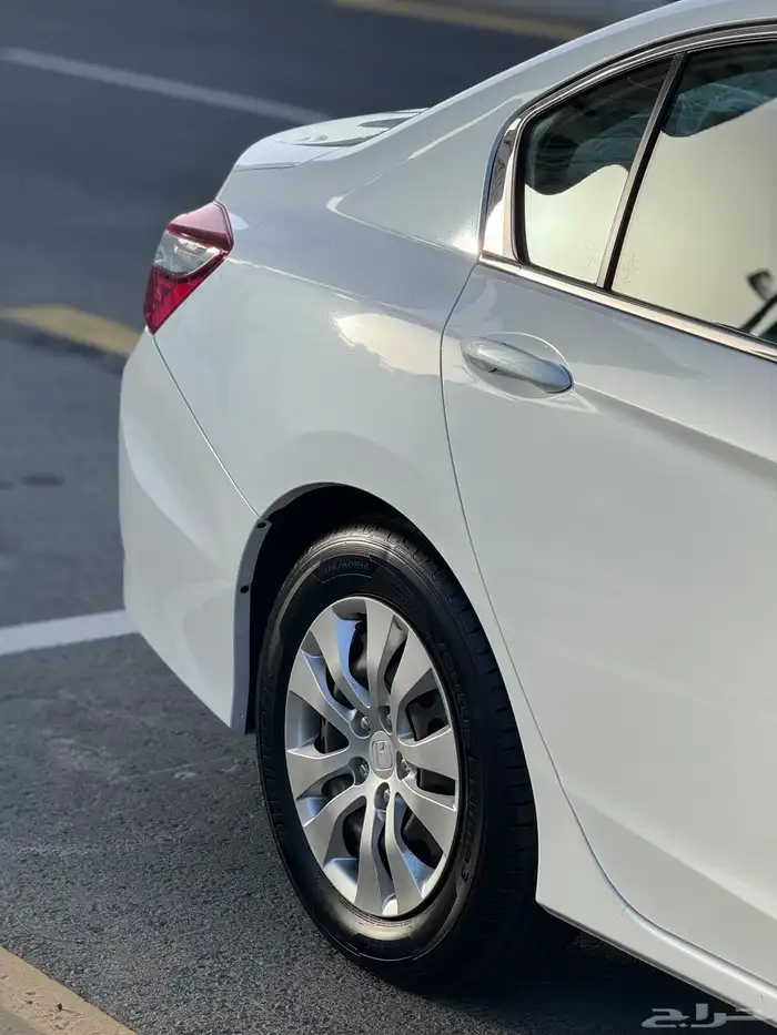 تم البيع اكورد 2017 ممشى 66 الف 12