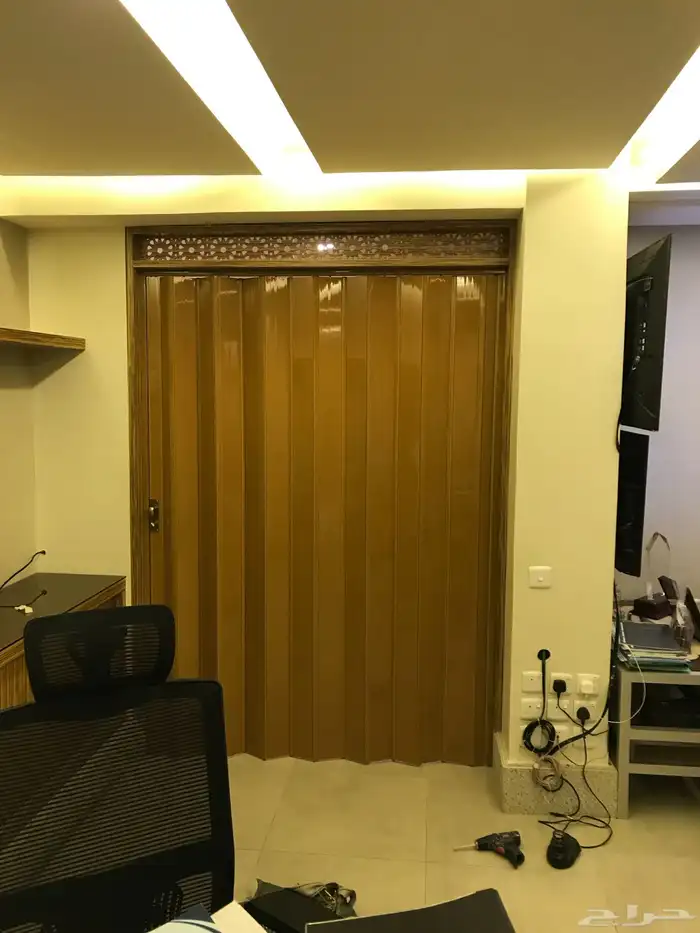 أبواب أكورديون وستائر رول 10