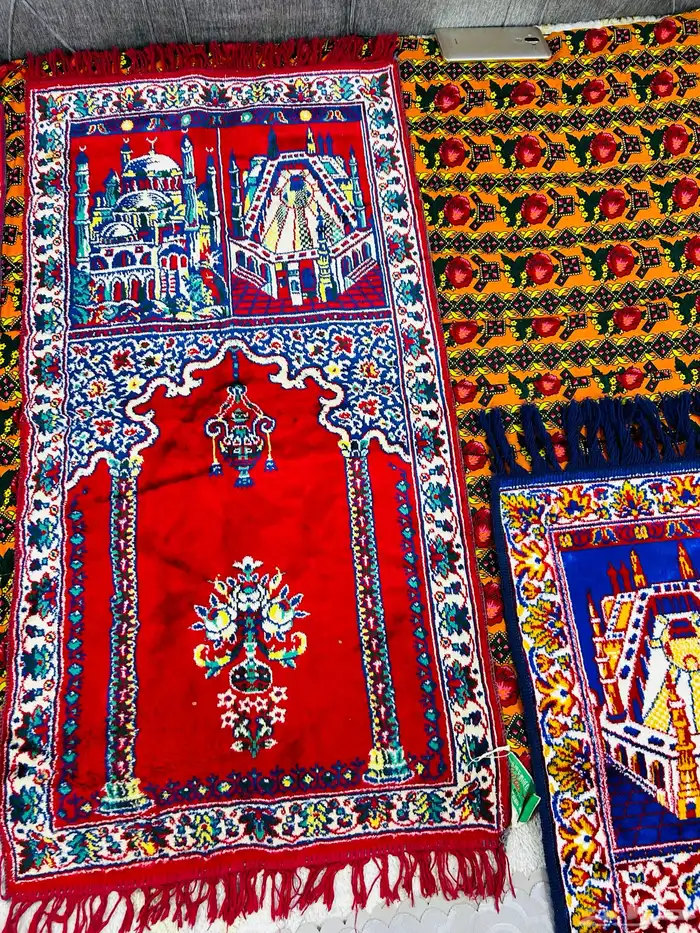 تراث سجادات الاصليه قديمه للزمن الجميل لها اكثر من40سنه 3