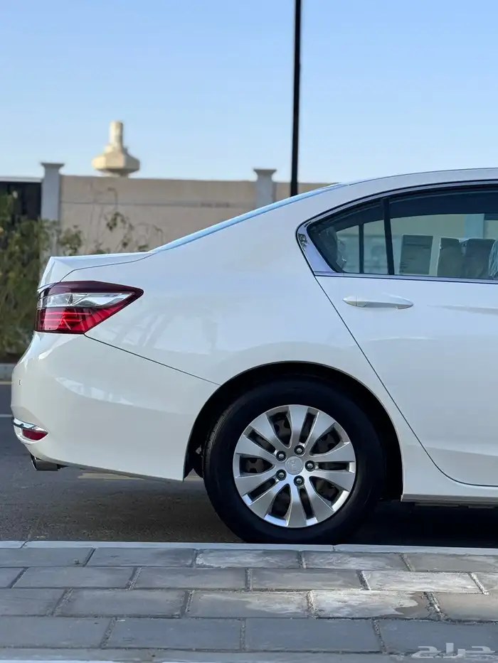 تم البيع اكورد 2017 ممشى 66 الف 14