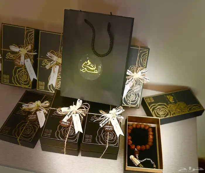 لاول مره مسبحه من خشب العود مع مراس تركي حبات كبيره 1
