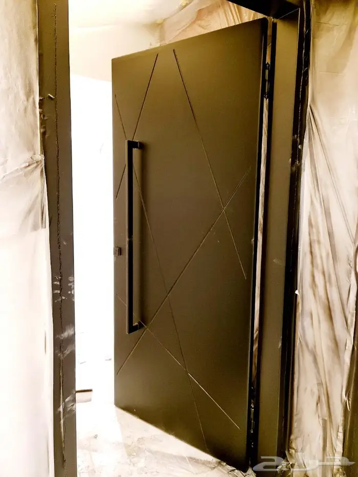 Modern steel doors (blacksmithing workshop) 12