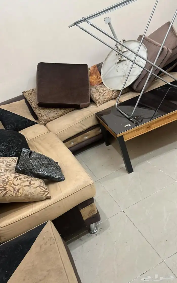 كنب متصل نظيف 0