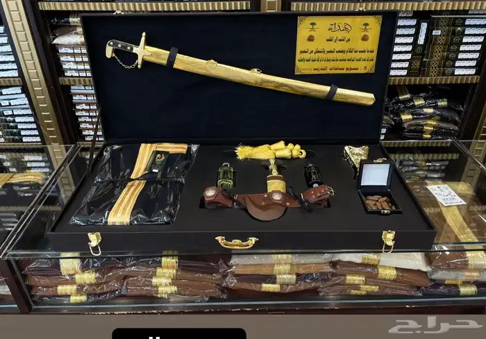 هدايا رجاليه سيوف دروع هدايا دروع 29