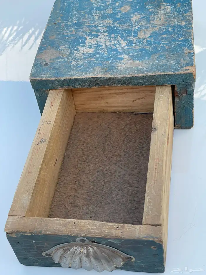 صندوق (درج) قديم جدا 1