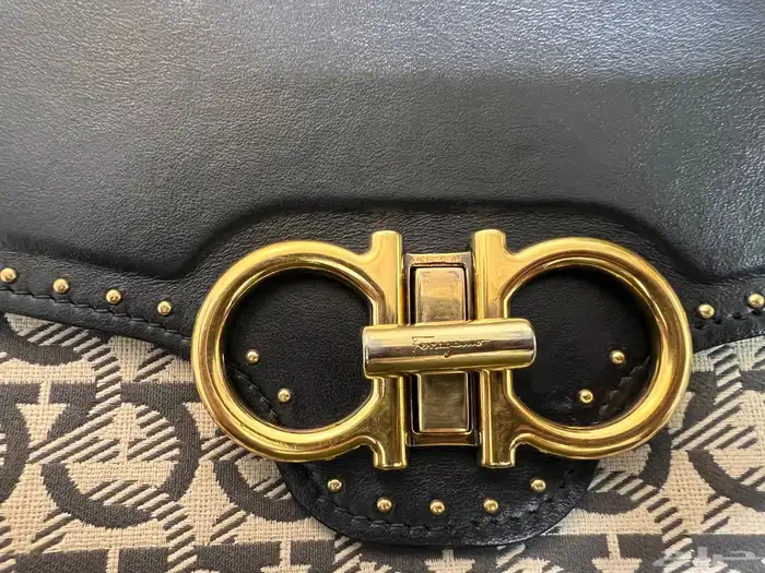 شنطة Salvatore ferragamo 3