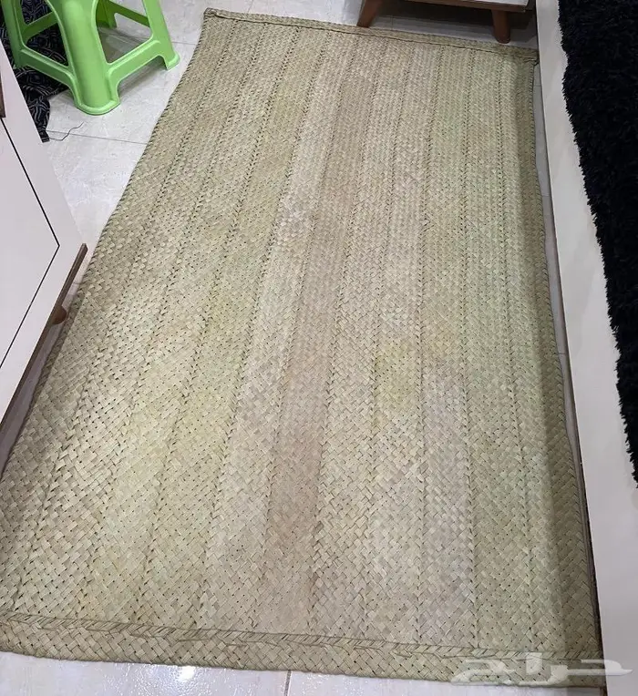 قطع سجاد من سعف النخيل 0