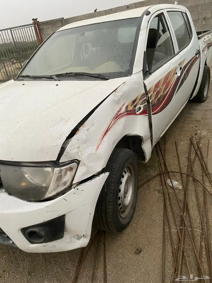 متسوبيشي 2012 L200 قطع غيار تشليح 1