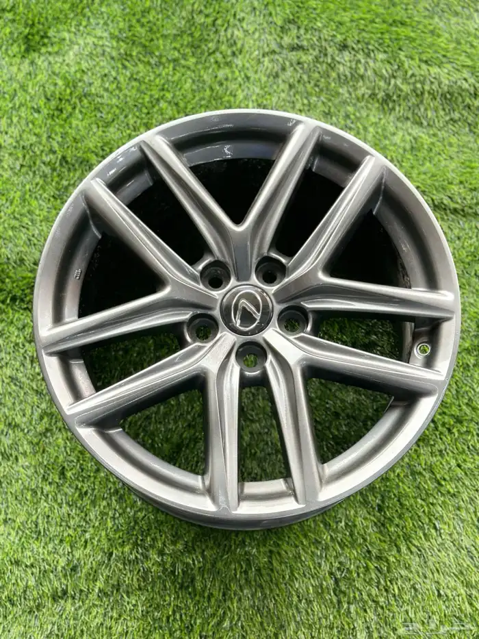 جنوط لكزس ارنوب 2015 اصلي وكاله F سبورت مقاس 18 2