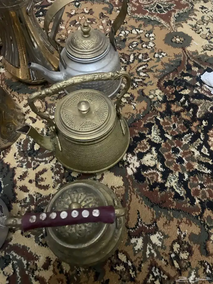 اباريق عدد 12 نحاس وستيل نضيف للبيع جمله عدد 12 14