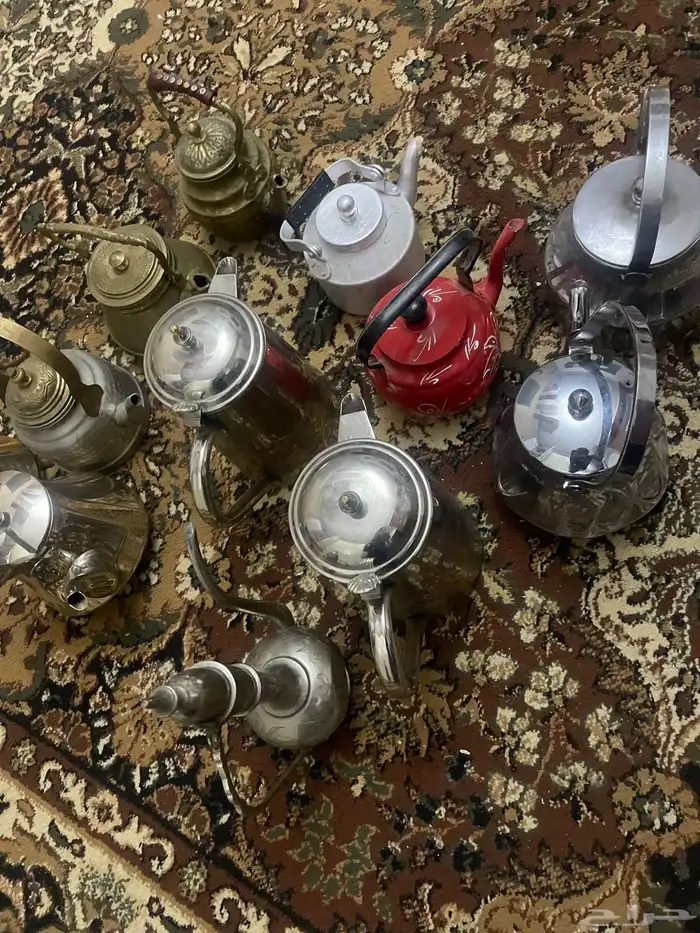 اباريق عدد 12 نحاس وستيل نضيف للبيع جمله عدد 12 3