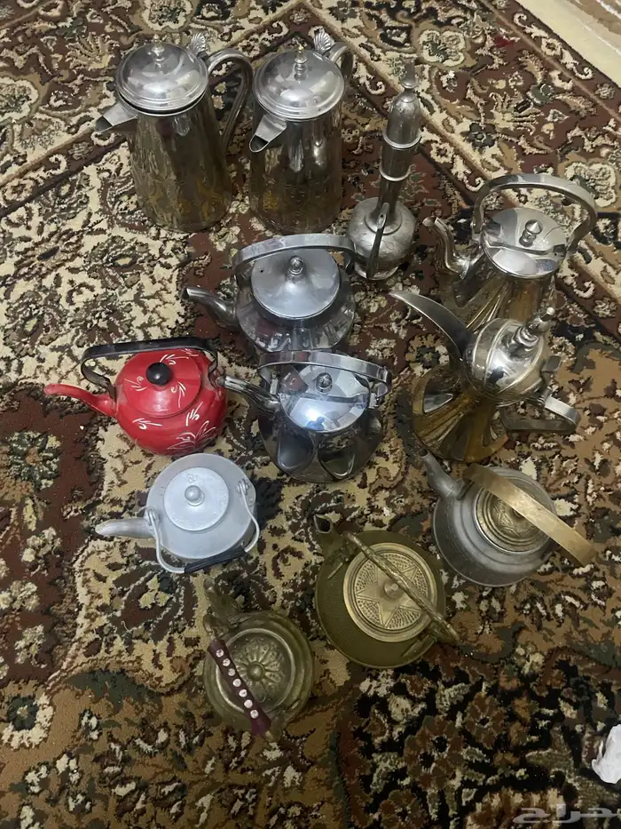 اباريق عدد 12 نحاس وستيل نضيف للبيع جمله عدد 12 18