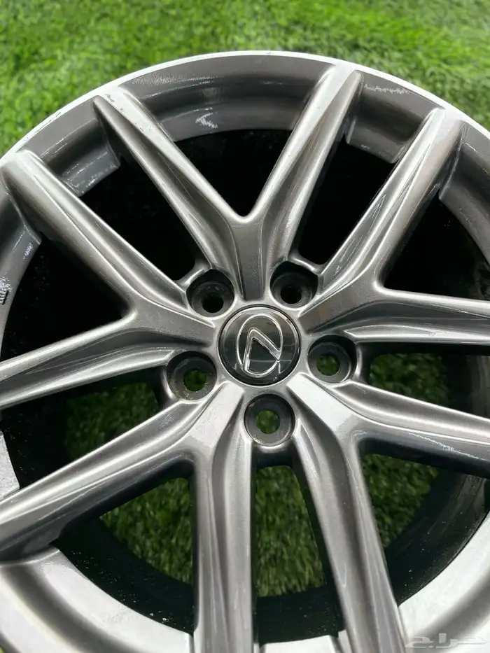 جنوط لكزس ارنوب 2015 اصلي وكاله F سبورت مقاس 18 4