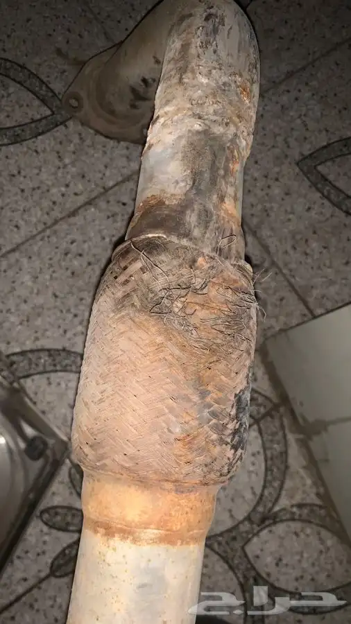 قطع غيار كامري 2002 وافلون 2010 8