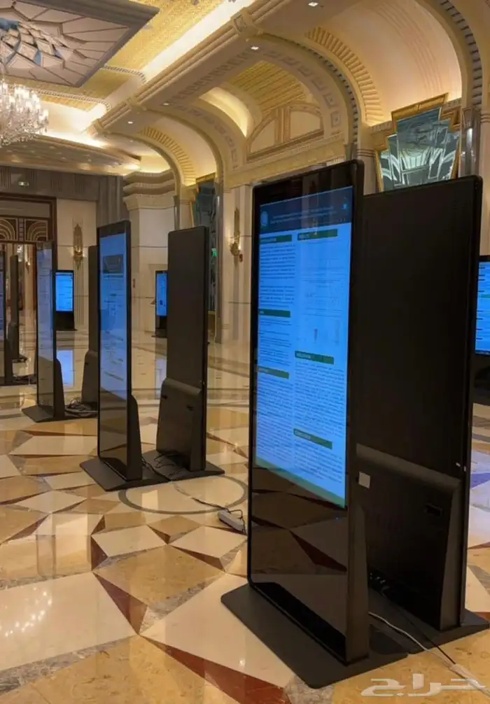 شاشه طوليه وعرضيه للايجار 0