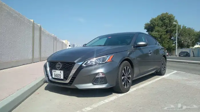 مكتب اليافعي لتأجير السيارات- دبي 7