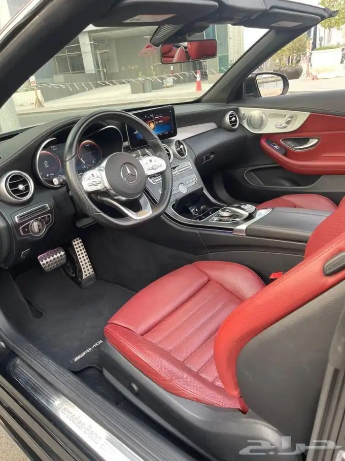 مكتب اليافعي لتأجير السيارات- دبي 6