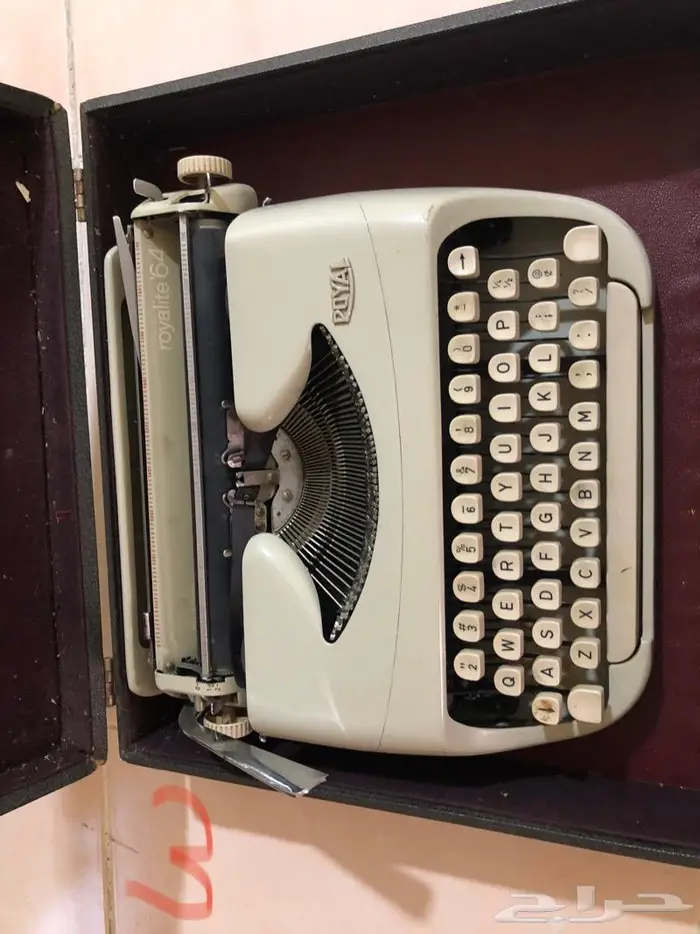 الة كاتبة انتيك antique typeriter 18