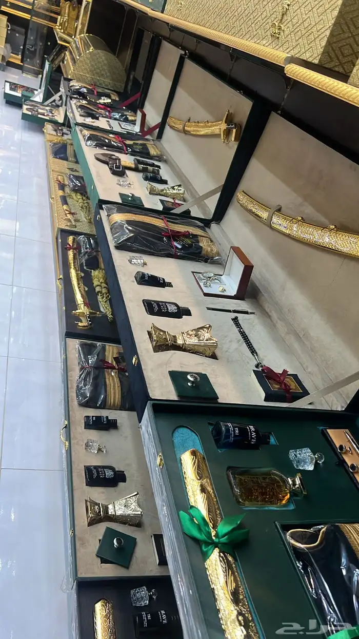 هدية تخروج ملازم. درع سيف بشت دروع زواج 13