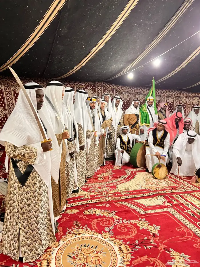 فرقة زوايا المملكة للعرضة النجدية والفنون الشعبية 4