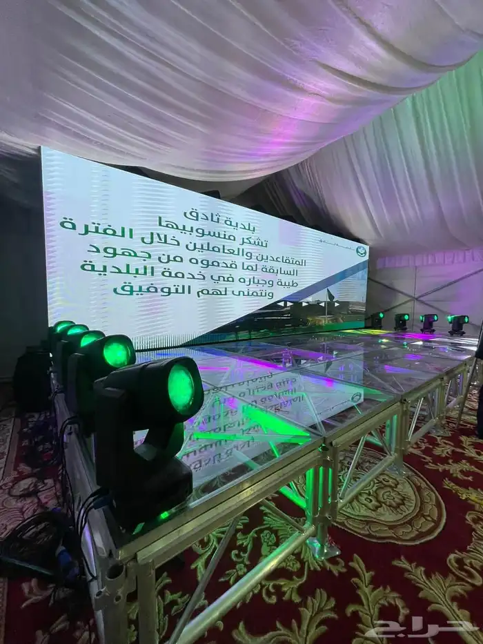 شاشات طوليه وعرضيه للايجار 5