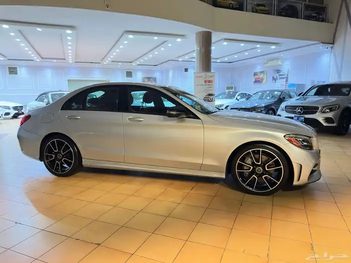 مرسيدس C300 موديل 2019 نايت بكج مواصفات عاليه 5