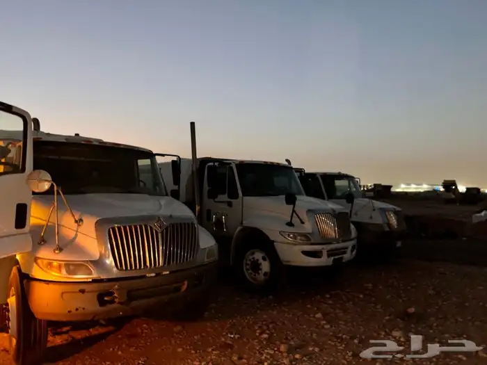 مكنسه كاسحه road sweeper   sweeper car 15