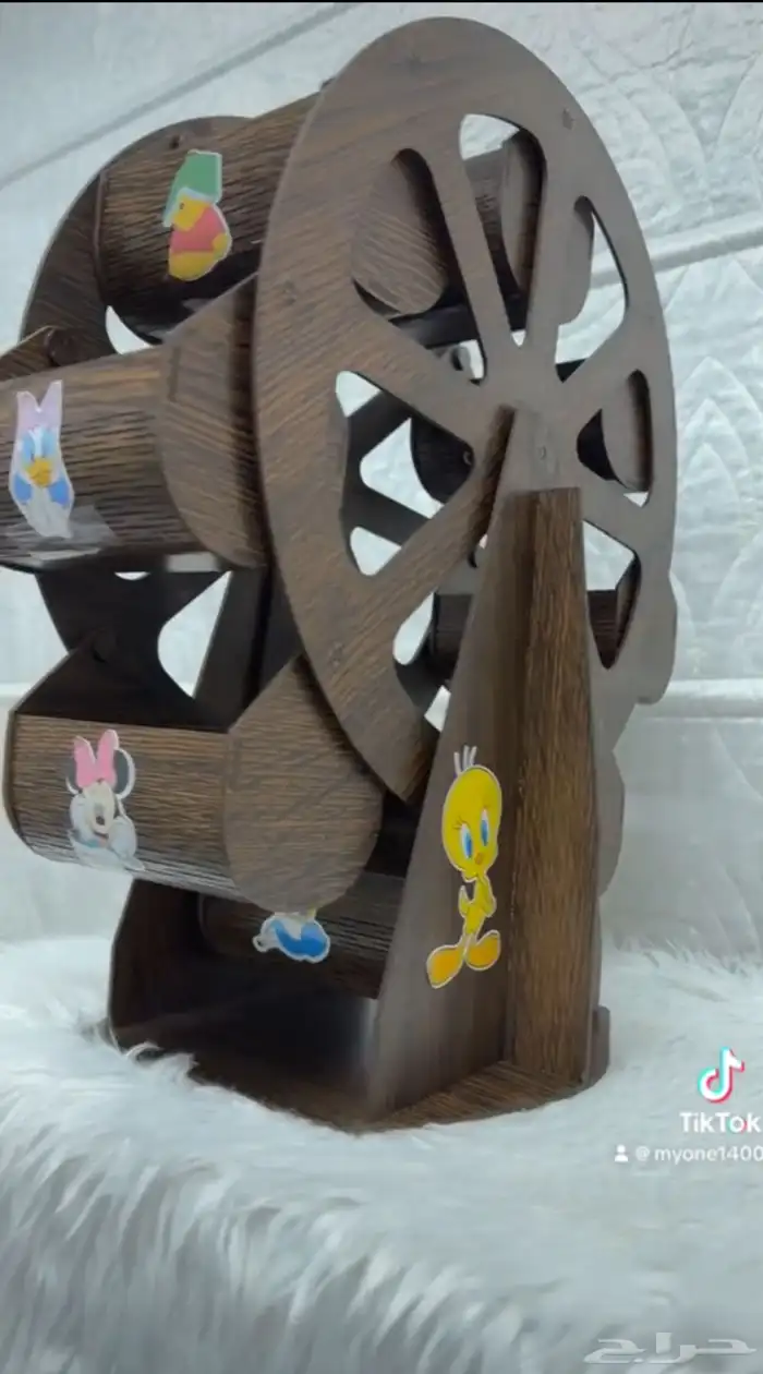 توزيعات هدايا العيد 2