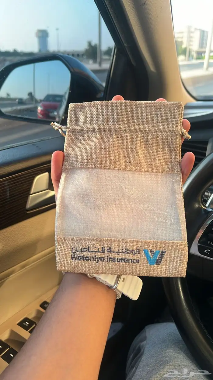 لتفصيل الاعلام والطباعة على جميع مستلزمات المنشأة 4