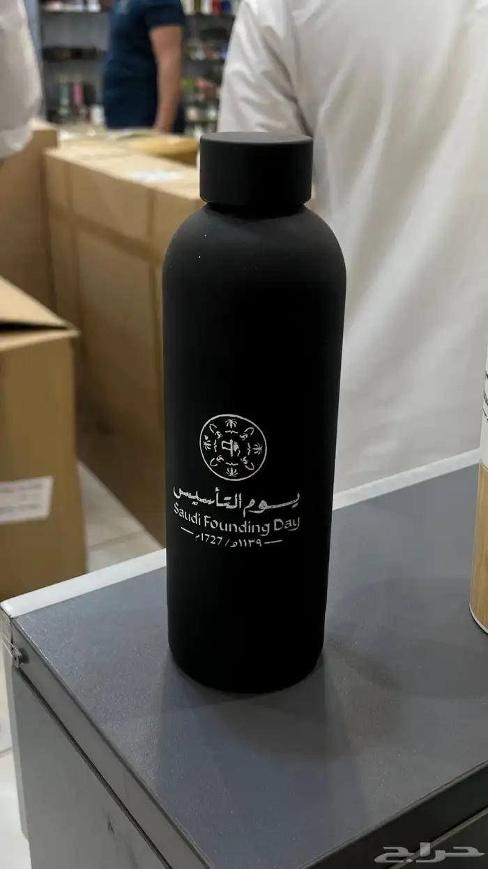 لتفصيل الاعلام والطباعة على جميع مستلزمات المنشأة 6