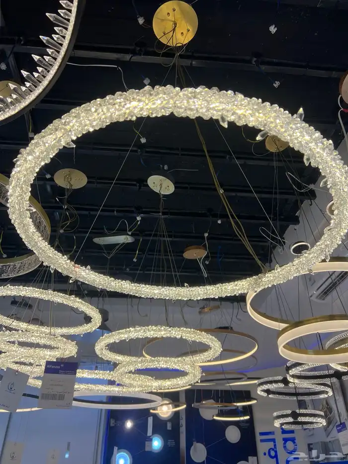 نجف ثريات 83