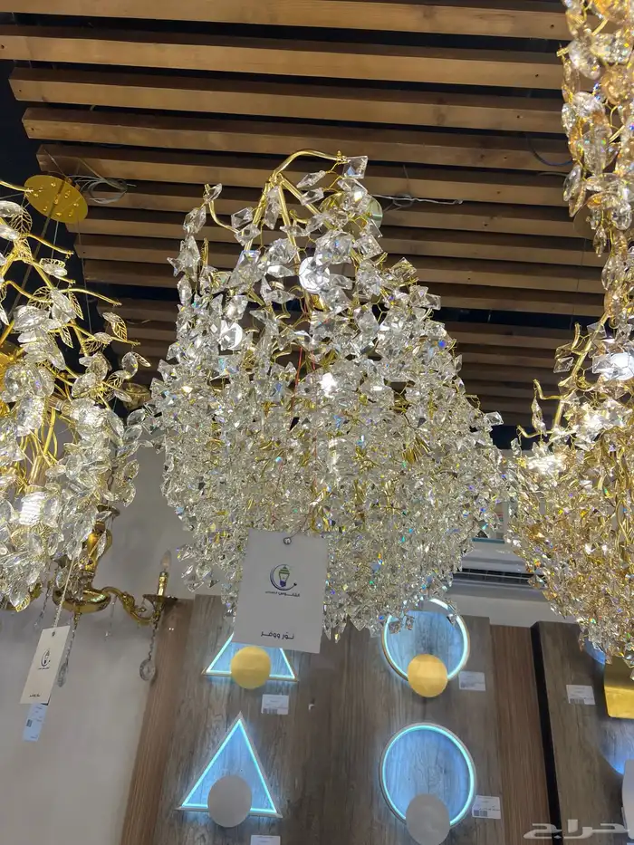 نجف ثريات 38