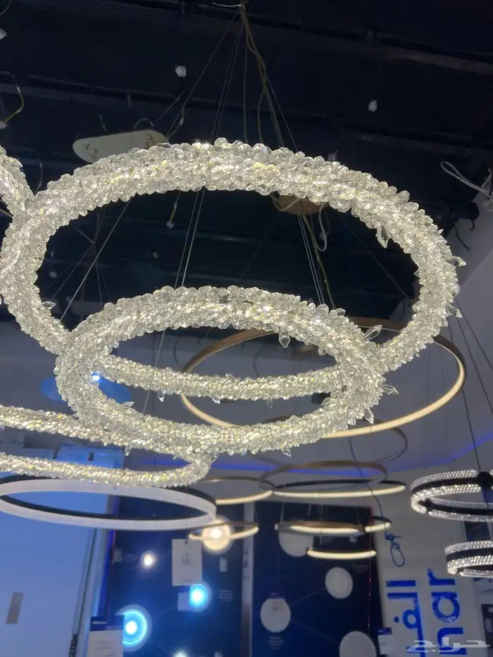 نجف ثريات 81