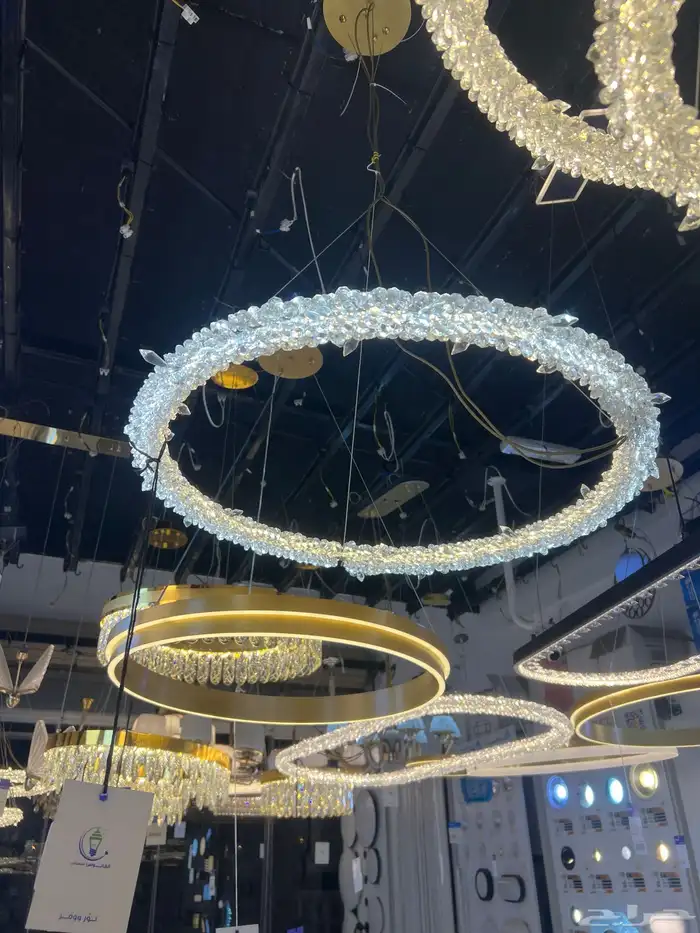 نجف ثريات 79