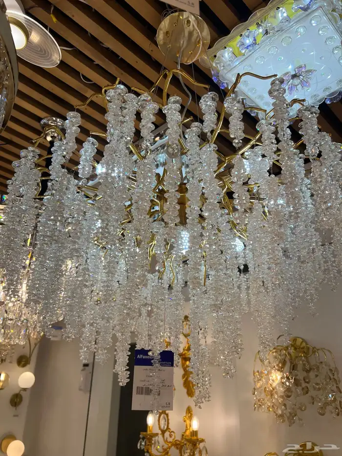 نجف ثريات 24