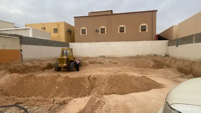 للايجار بوكلينات هدم بيوت مباني حفر ارضيات و برك 8