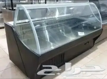 ثلاجة اجبان بزجاج منحني بمستودع مبرد.. 0