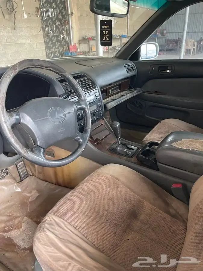 قطع غيار لكزس LS 400 موديل 96 4