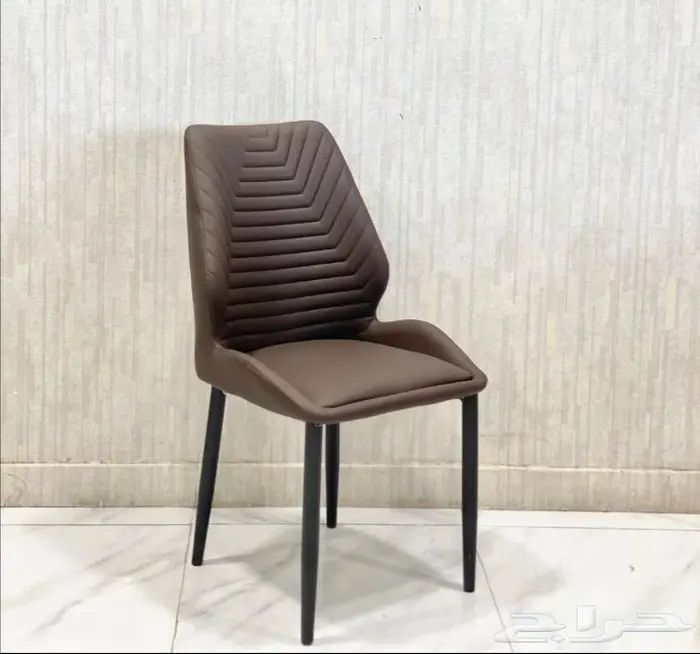 طاولات الطعام 9