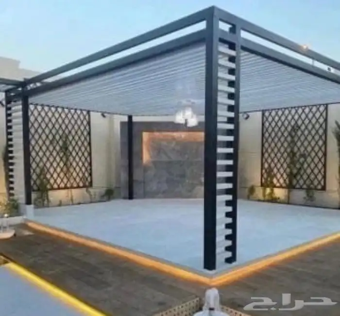 تنسيق حدائق بديل الخشب مضلات وجلسات وانشاء ملاعب البادل 9