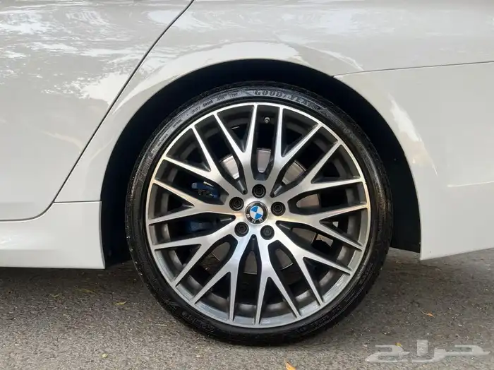تم البيع  BMW 530I مواصفات 750 طلبية خاصة 95