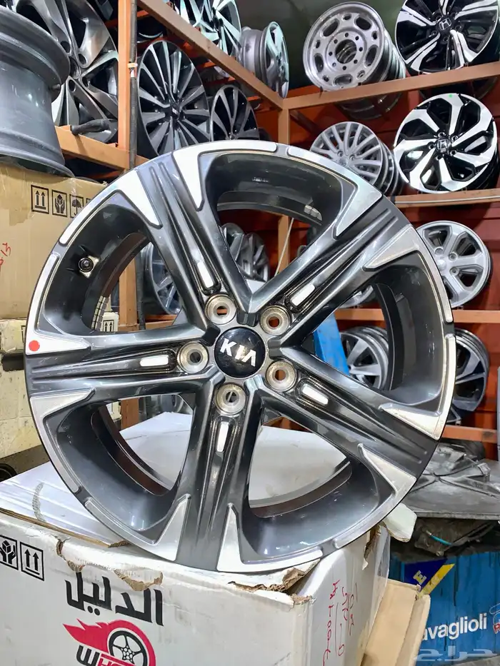 جنوط كيا كي فايف (K5) 2022 مقاس 18 اصلية وكالة 0