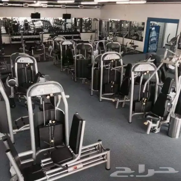 اجهزة رياضية و مسابح غرف جاكوزي و بخار 70