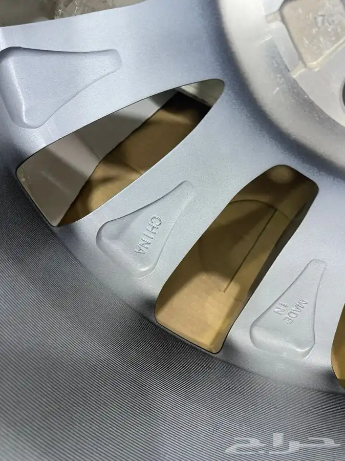 جنوط جيب لاندكروزر مقاس 20 6