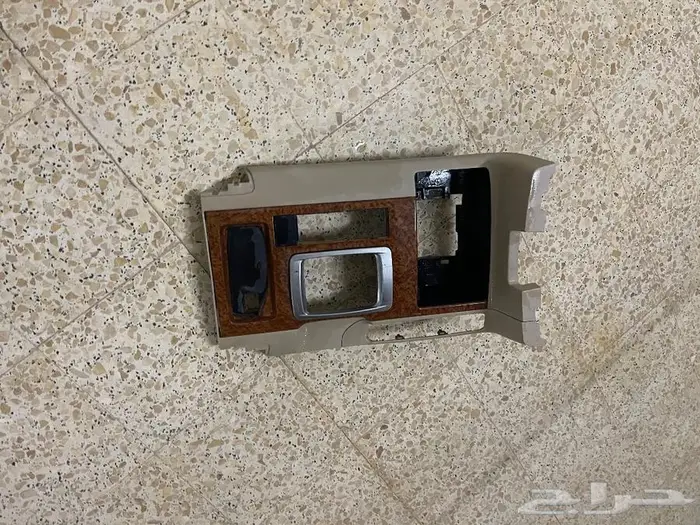 للبيع طاره لمديل 2011 مستخدمه كذلك ديكور قير لمديل 2012 6