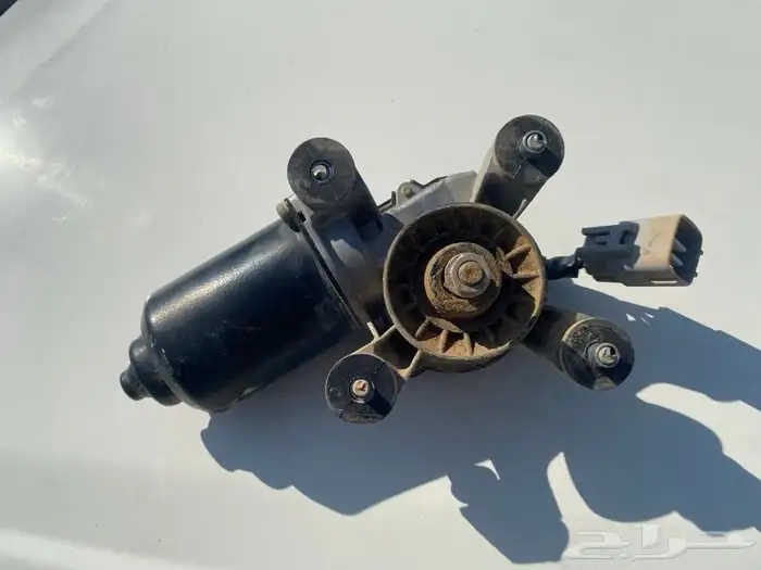 للبيع دينمومسحات حق شاص ويركب علاربع موديل 2017 وكاله 0