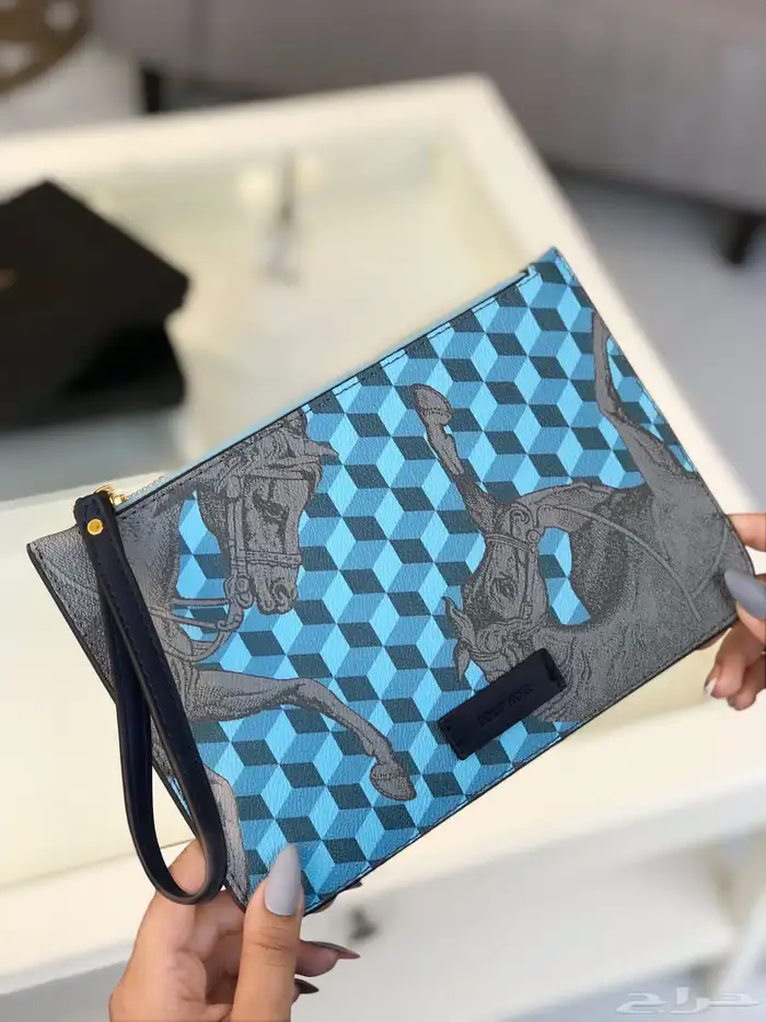 باوتشات لوب نوير توب كوالتي 20