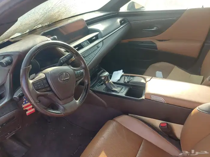 لكزس es350 تشليح قطع غيار 3